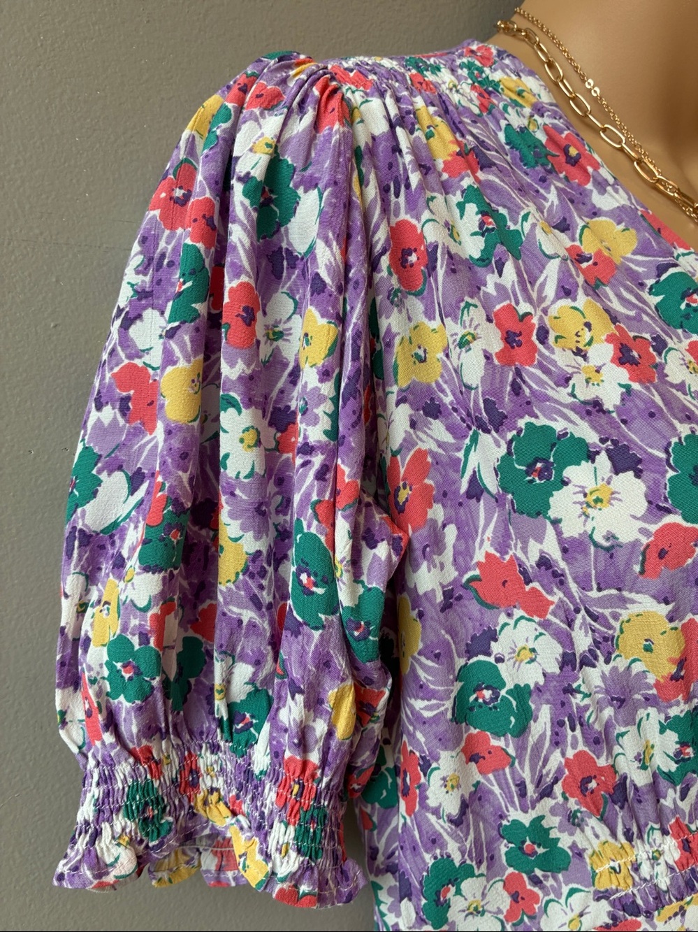 Faithful the Brand Marie Louise Floral V-Neck Midi Dress in Lavender, Size 2 - Picture 4 of 6
